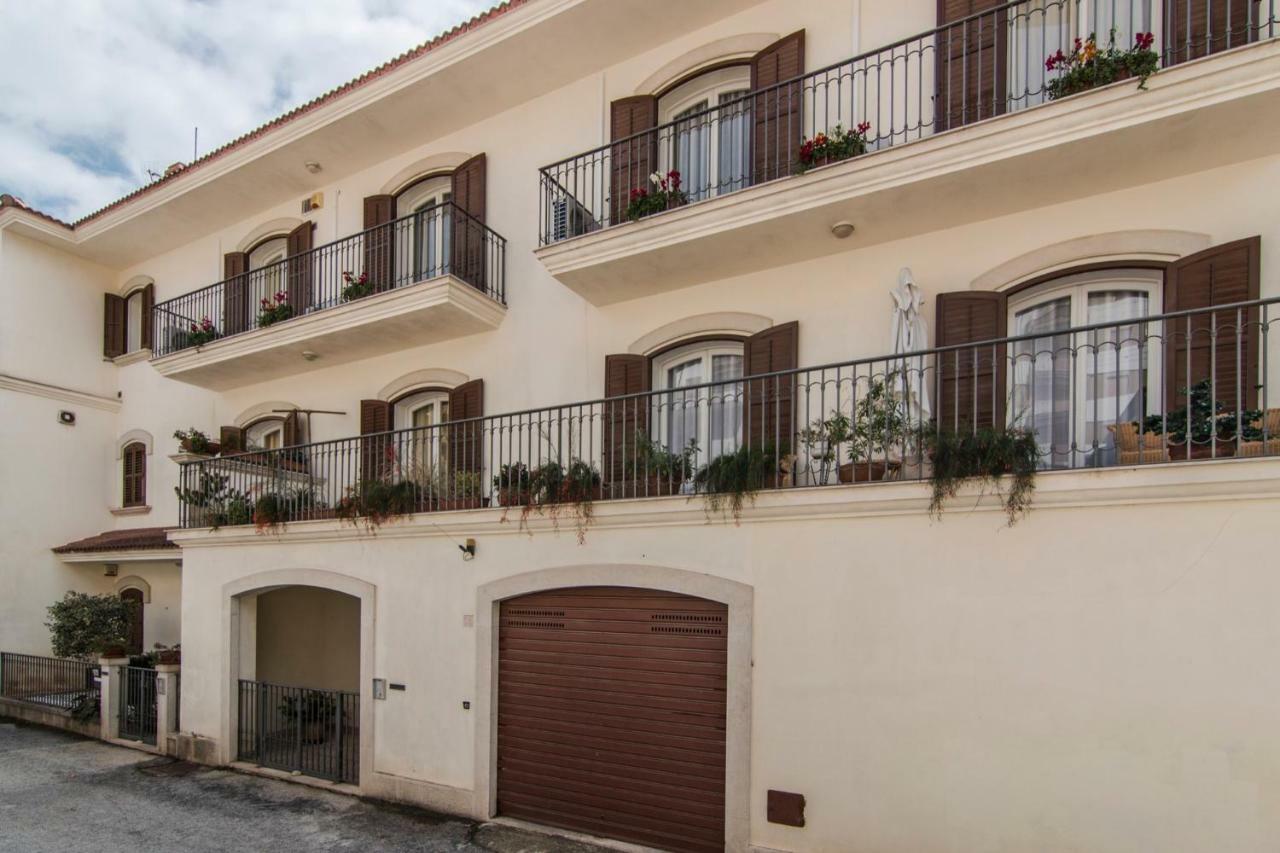 Vivi La Contea Villa Modica Eksteriør billede